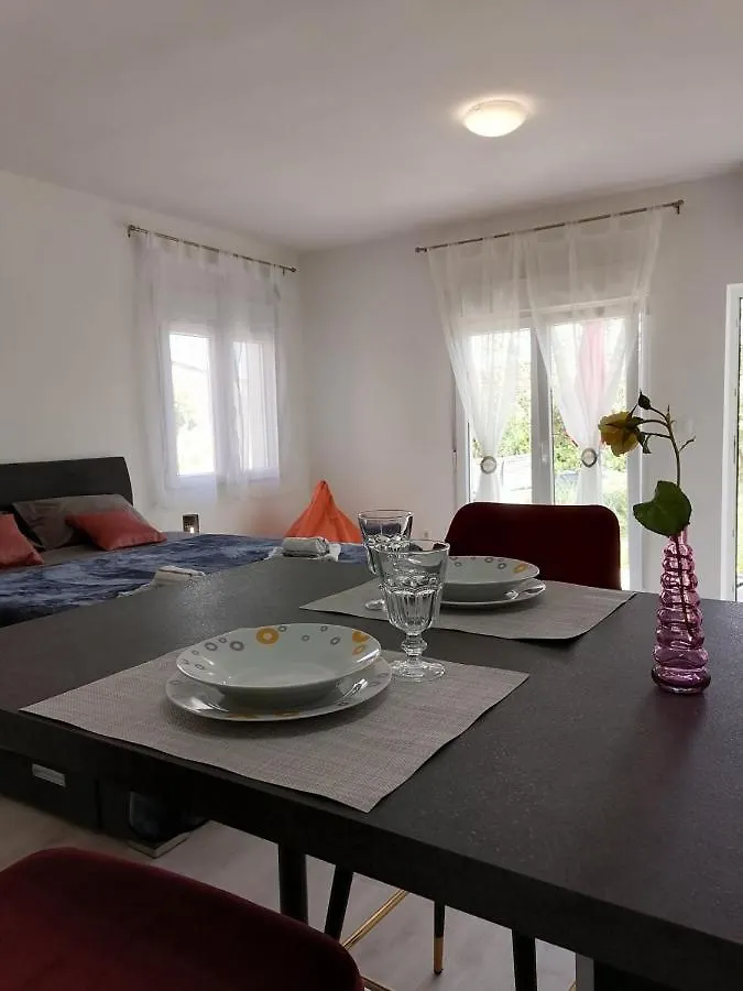 Leona Apartment Vidikovac, Pula